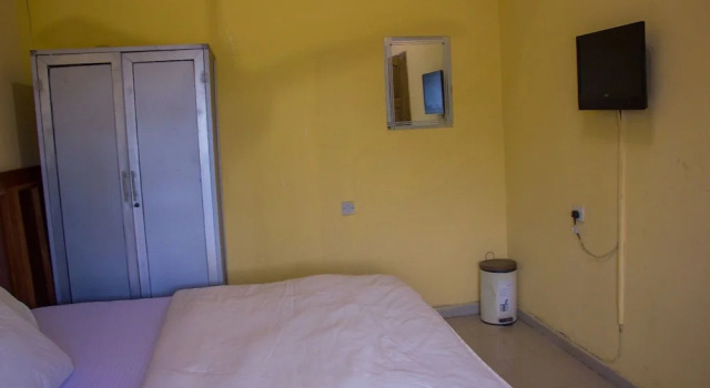 Emota Paradise Phase 2, Book Hotel Ikeja 