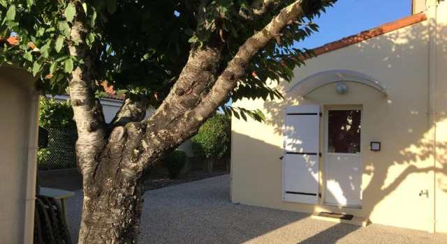 Апартаменты Appartement Indépendant 80M² Dans Villa