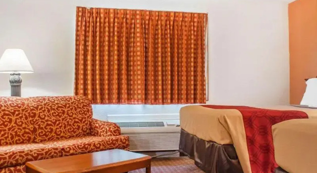 Номер Standard Econo Lodge Cuba I-86