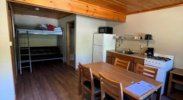 Семейный номер Standard c 1 комнатой Hanging Horn Lakeside Resort