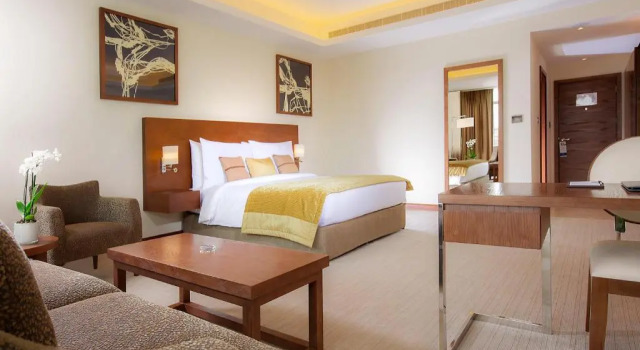 Полулюкс Copthorne Hotel Baranan