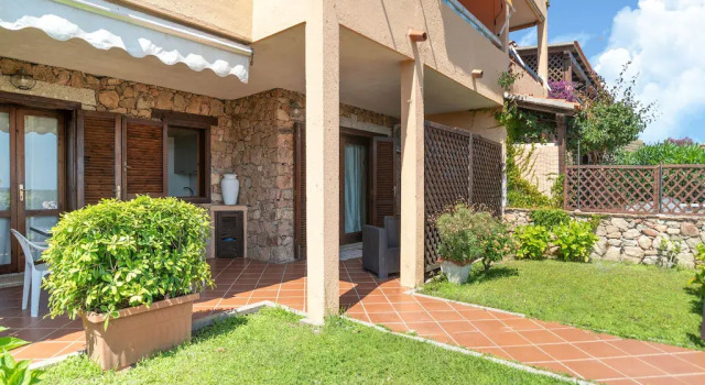 Rustic Studio in Marinella with Patio