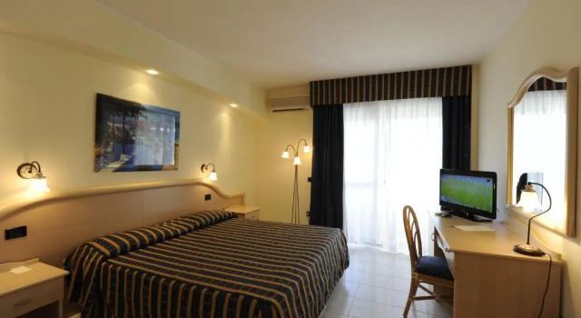 Трёхместный номер Standard Pugnochiuso Resort Hotel del Faro