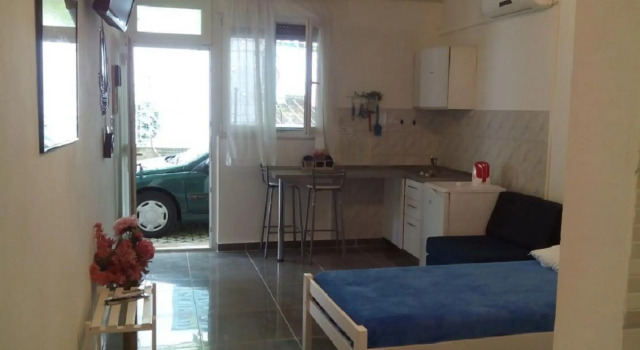 Apartments Edvard, Prenota Appartamento Splitska 