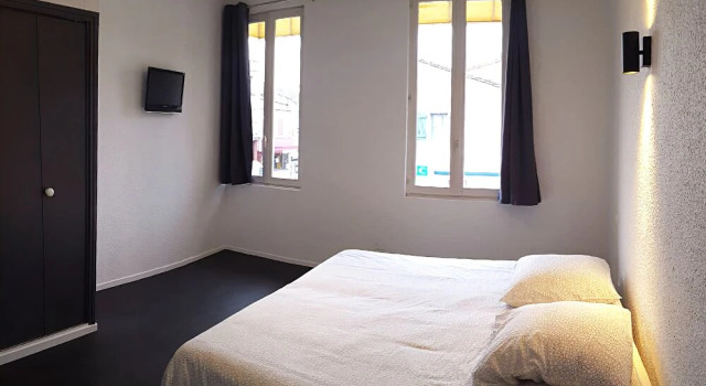 Au Rendez Vous Des Épicuriens, Book Hotel Tournefeuille Haute-Garonne