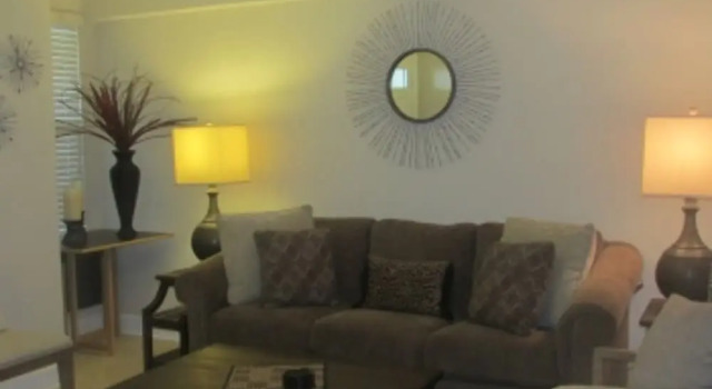 Oceanfront Balcony  - 2 BR 2 BA - Di Mucci Twin Towers 1107, Забронировать Отель Дейтона-Бич Daytona Beach Area, рядом с Пресвитерианская церковь Westminster By The Sea