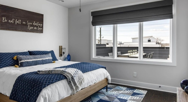 Luxe-tennessee Row-heart of Gulch-mins to Broadway, Book Feriehus Sommerhuse i Tennessee, Hytte
