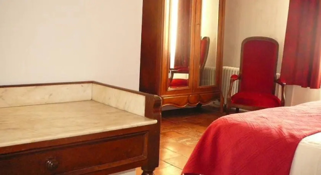 SalutBB Chambre dhote, Réserver Hôtel Hôtels à Carcassonne avec parking, Parking