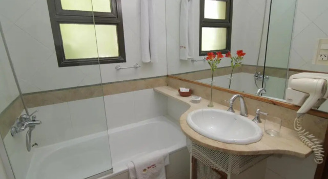 Четырёхместный номер Standard Hotel Xumec Mendoza Centro