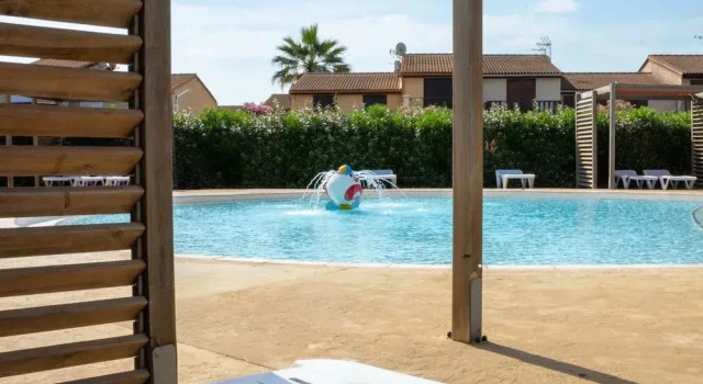 Portiragnes Group Stay With 2 Pools