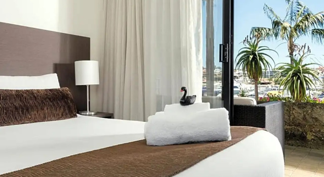 Двухместный люкс с видом на реку Pier 21 Riverside Apartment Hotel