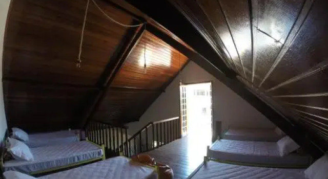 Hostel LARes, Забронировать Хостел Брумадинью Минас-Жерайс, рядом с Церковь Святого Себастьяна
