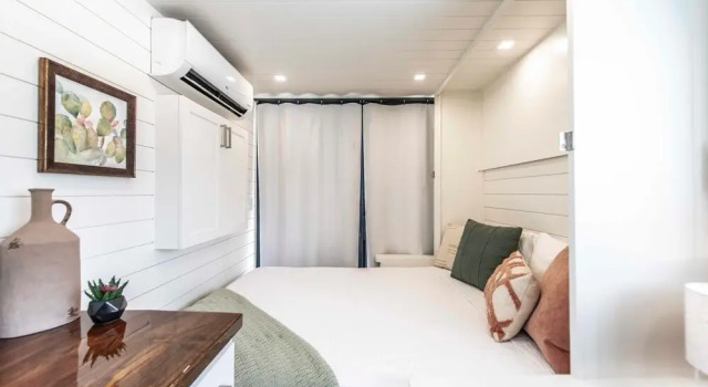 Коттедж New The Desert Escape-cozy Container Home