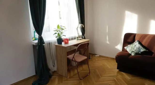 Апартаменты Charming Local Apartment In The City Center