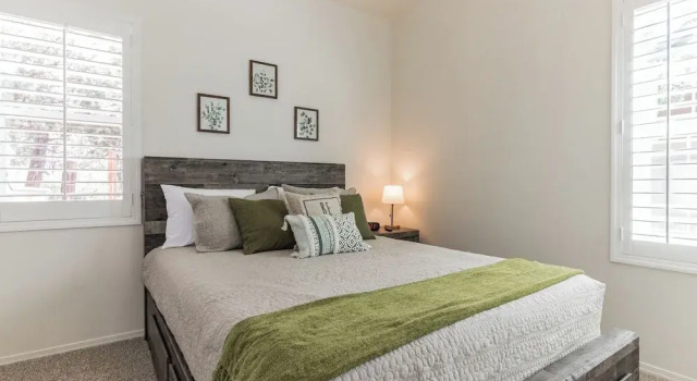 Elk Rim 1156 Pine, Book Hotel Hoteller i Pine med parkering, Parkering