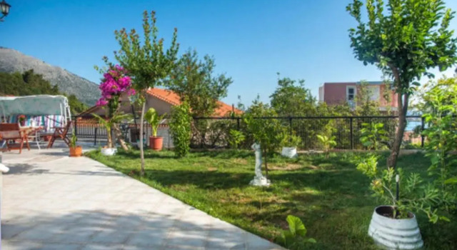 Коттедж Fernandas Traditional 2 floor house