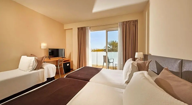 Номер Standard с балконом Belle Zurbarán Palma Hotel