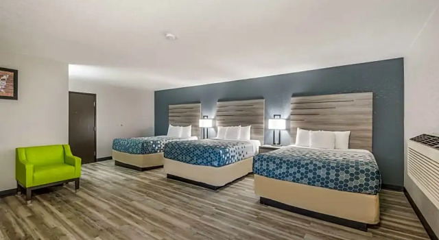 Шестиместный люкс Sonesta Essential Des Moines