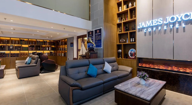 James Joyce Coffetel (Beijing Yizhuang Majuqiao Jingdong Headquarters Jinghai Road Subway Station), Book Hotel Hoteller i Beijing Province med parkering, Parkering