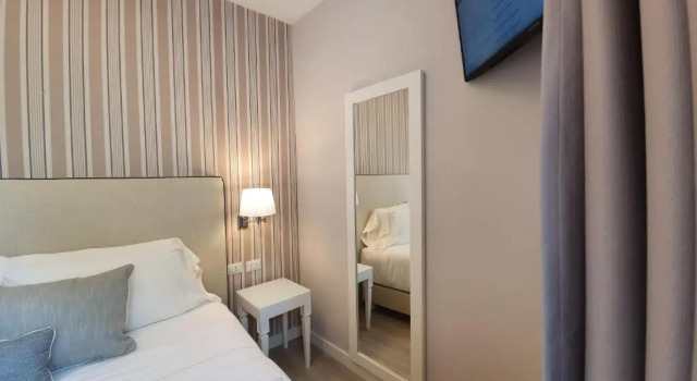 Двухместный номер Economy Hotel Plaza