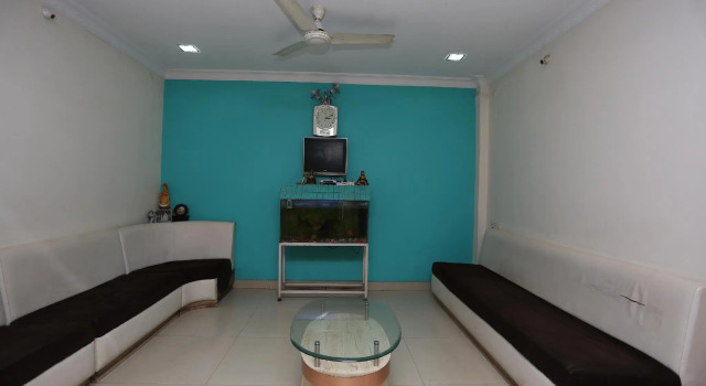 OYO 24336 4 Season