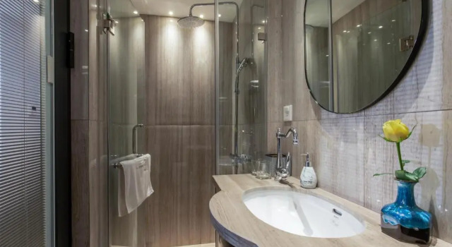 Номер Standard Hanoi Central Hotel & Residences