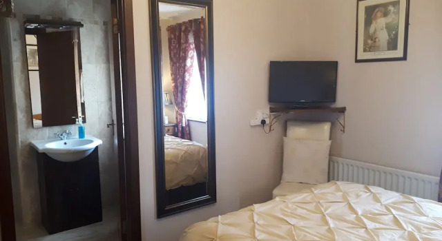 Номер Standard Atlantic Guest House