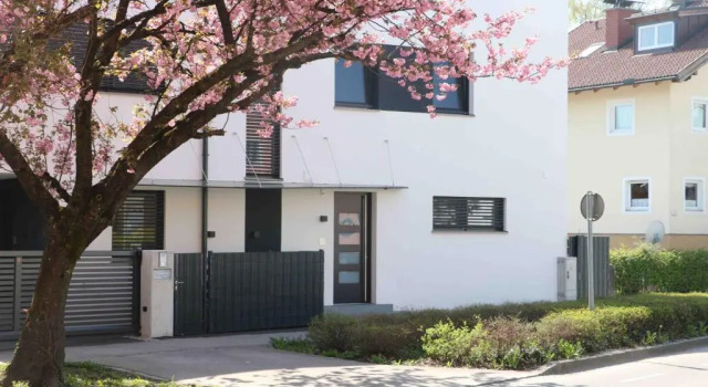 Апартаменты Superior APARTMENT BIANCA, Salzburg city, contactless check-in, free parking