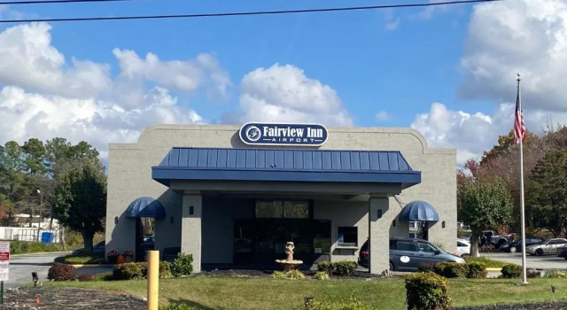 Fairview Inn Airport, Prenota Locanda Greensboro Carolina del Nord