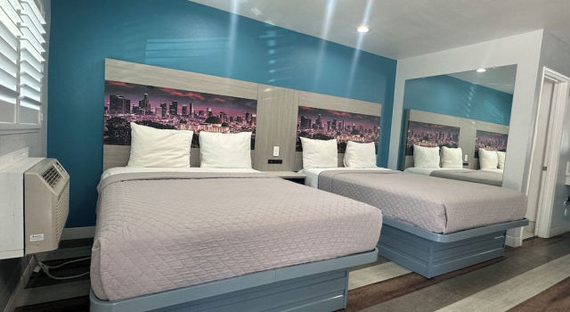 Четырёхместный номер Standard Playa Inn Motel - Long Beach, LA