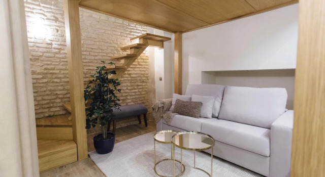 Студия One&Lux Byron Suites