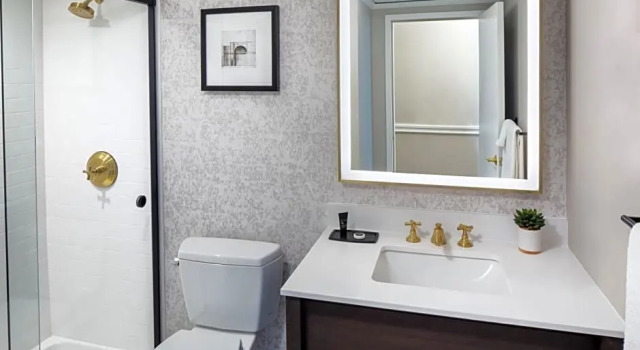 Номер Standard The Madison Hotel