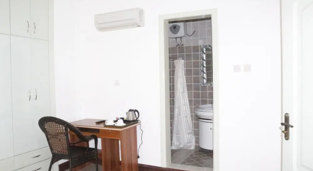 Номер Standard Kingsbridge Royale Hotel