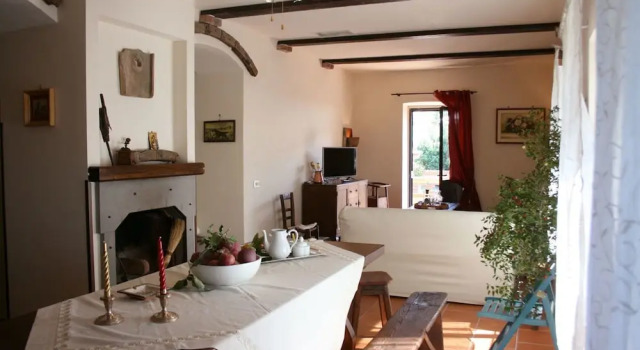 Вилла с 4 комнатами с балконом Wonderful Private Villa With Wifi, Private Pool, TV, Terrace, Pets Allowed, Parking, Close to Arezzo