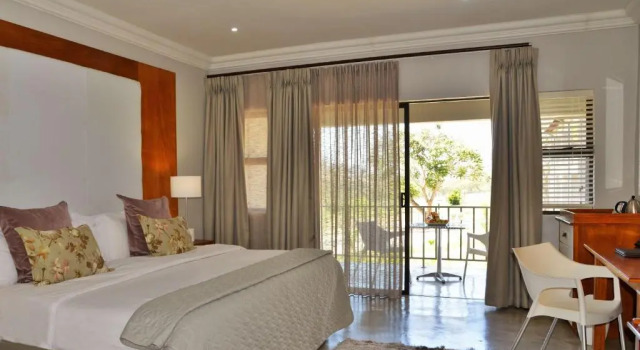 Двухместный номер Deluxe с балконом ANEW Resort White River Mbombela