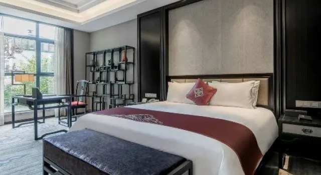 Люкс Deluxe с видом на сад Ange Naoeki Cultural Theme Hotel