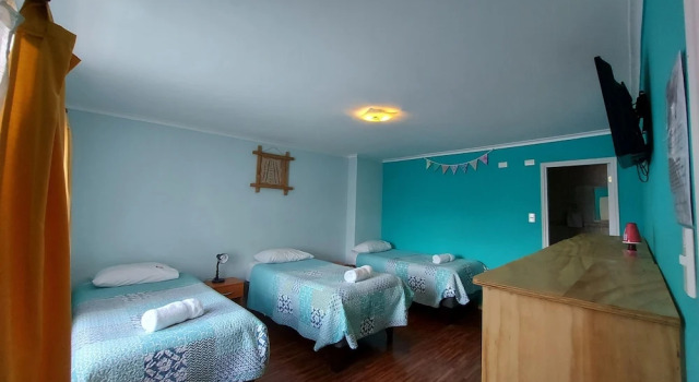 Трёхместный номер Standard Hostal La Base