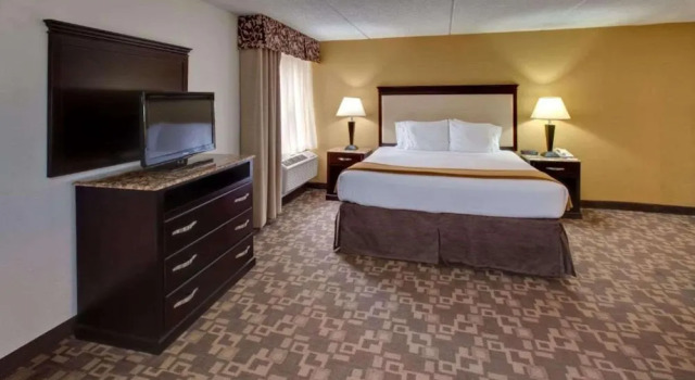 Двухместный люкс Radisson Hotel Schaumburg
