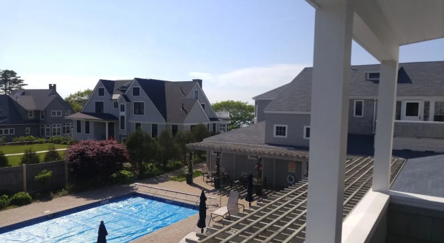 Трёхместный номер Standard Black Point Inn