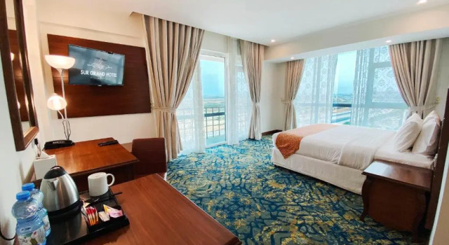 Номер Executive с балконом и с видом на море Sur Grand Hotel