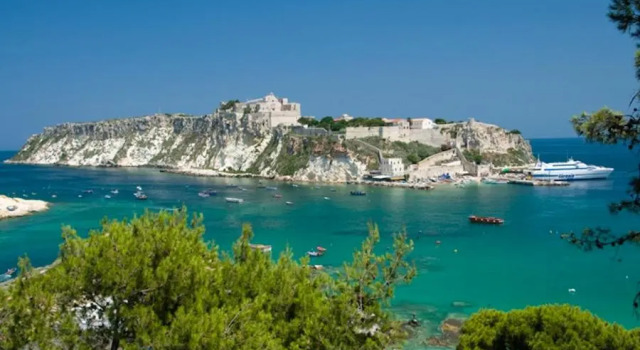 Levante Hotel, Buchen Sie Hotel Tremiti-Inseln Italien