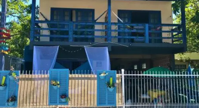 Floripa Off Hostel, Book Hostel / Vandrerhjem Hostels i Florianopolis, nær Galheta Beach, Hostel / Vandrerhjem