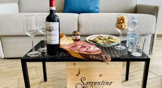 Номер Standard с балконом Vesuvio Inn Bed & Wine Experience