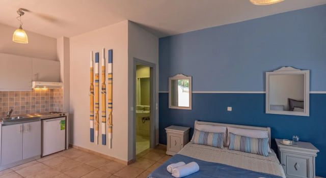 Трёхместный номер Deluxe с видом на сад Pelagos Apartments