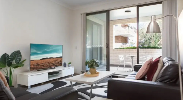 Spacious Two-bedroom Apartment Near Hospital, 预订 公寓 悉尼 悉尼地区