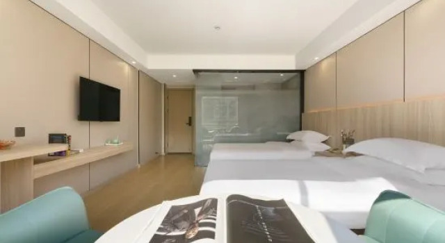 Люкс 1982 Fashion Hotel (Taizhou East Business District)