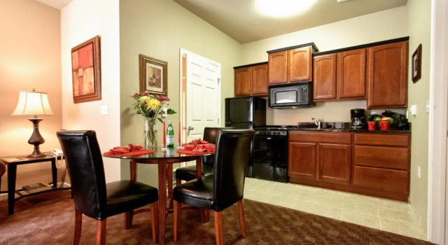 Люкс Stratford Suites Spokane Airport