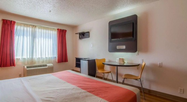 Motel 6 Dallas, TX - North - Richardson
