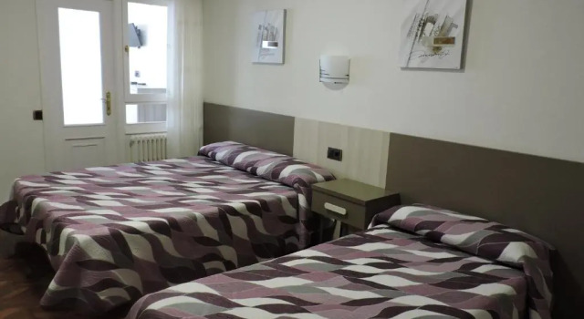 Четырёхместный номер Standard Habitaciones Javier LVI 0006