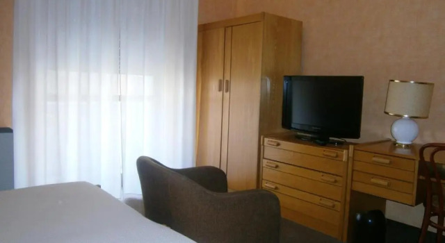 Standard Dreier Zimmer Hotel Corona